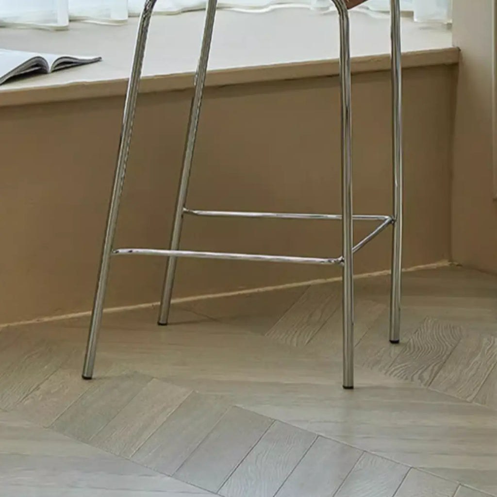 Tabourets de bar industriels en bois avec structure métallique et dossier