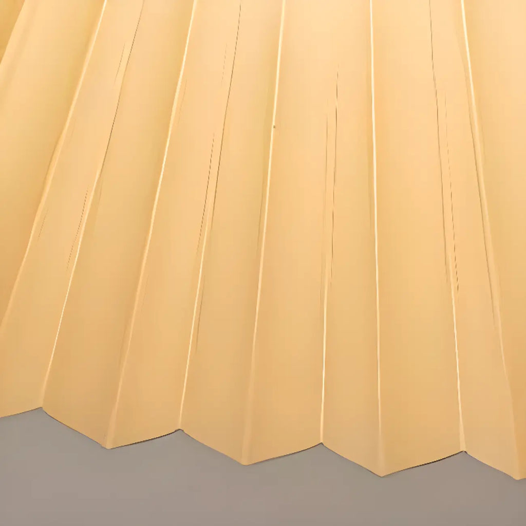 Suspension plissée beige moderne pour salle à manger