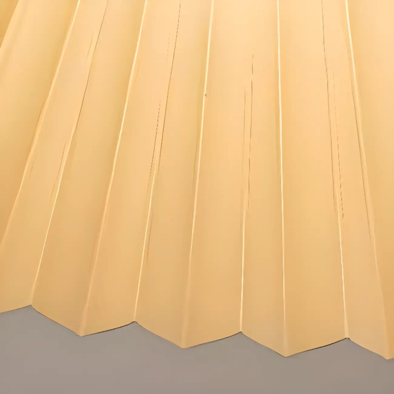 Suspension plissée beige moderne pour salle à manger