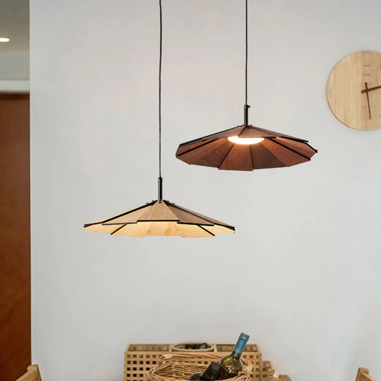 Suspension ronde classique en bois avec abat-jour pour la maison