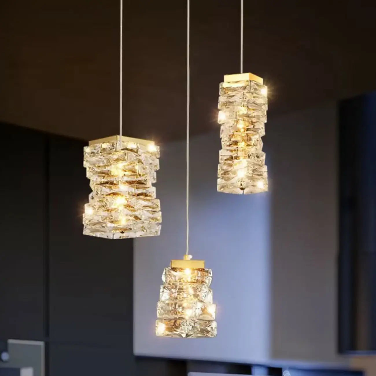 Suspensions d'extérieur modernes en cristal doré