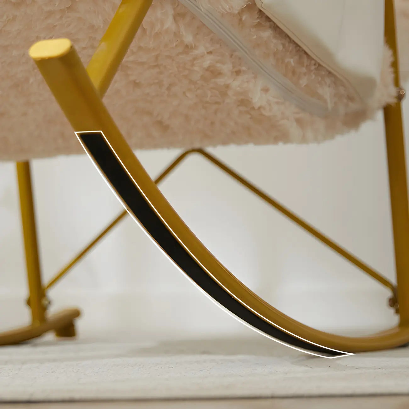 Fauteuil inclinable à bascule moderne en métal rembourré pour intérieur