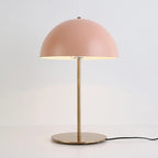 Lampe de table électrique à brancher, abat-jour en métal Macaron Iron Dome, en forme de dôme.