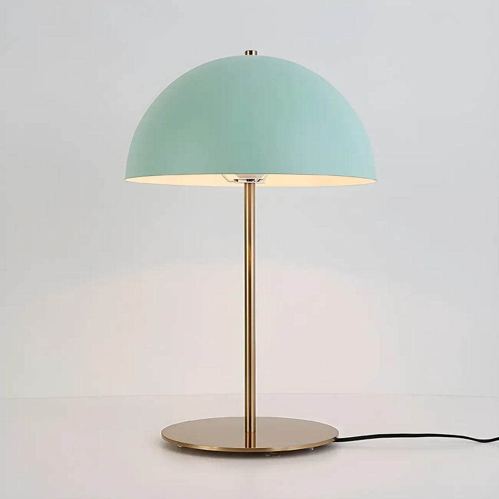 Lampe de table électrique à brancher, abat-jour en métal Macaron Iron Dome, en forme de dôme.