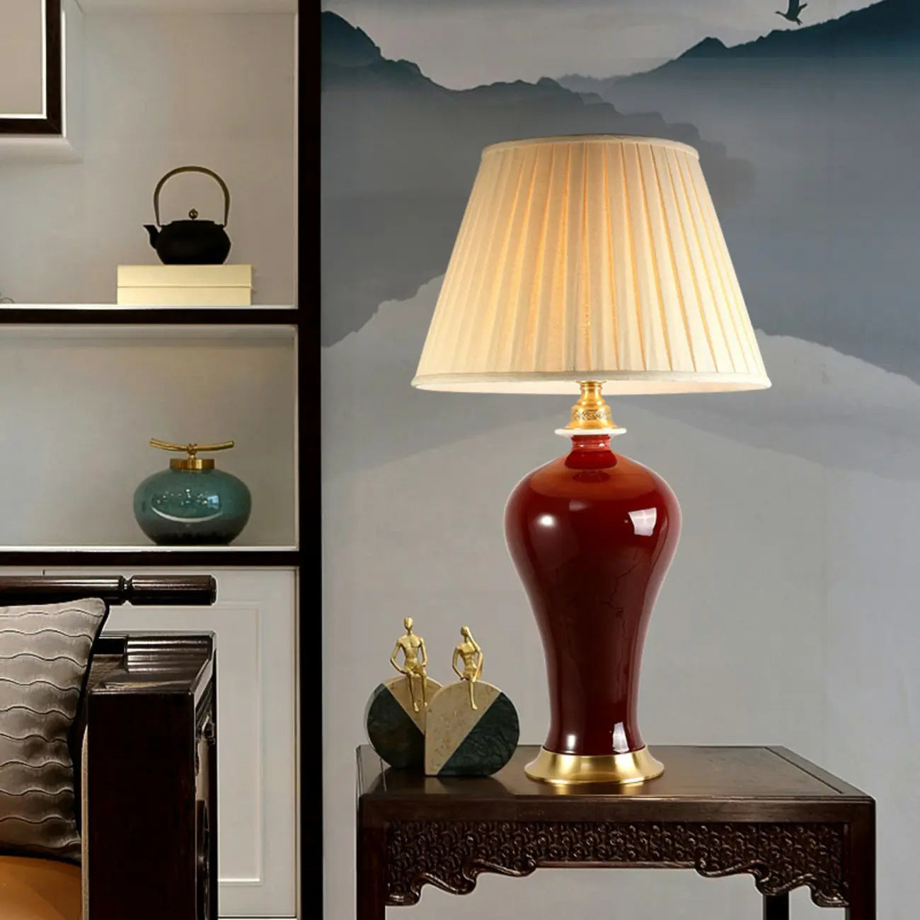 Lampe de table géométrique en céramique rouge avec interrupteur à bouton et abat-jour en tissu