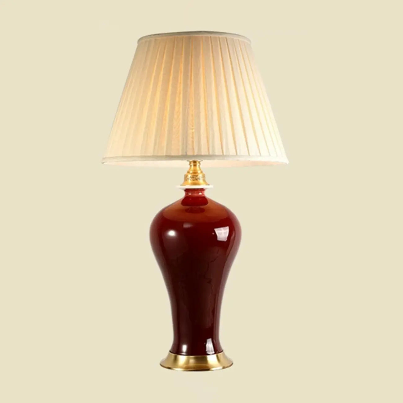 Lampe de table géométrique en céramique rouge avec interrupteur à bouton et abat-jour en tissu
