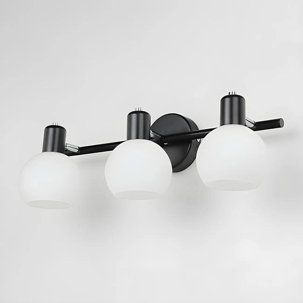 Applique murale moderne à 3 têtes noires avec abat-jour en verre blanc