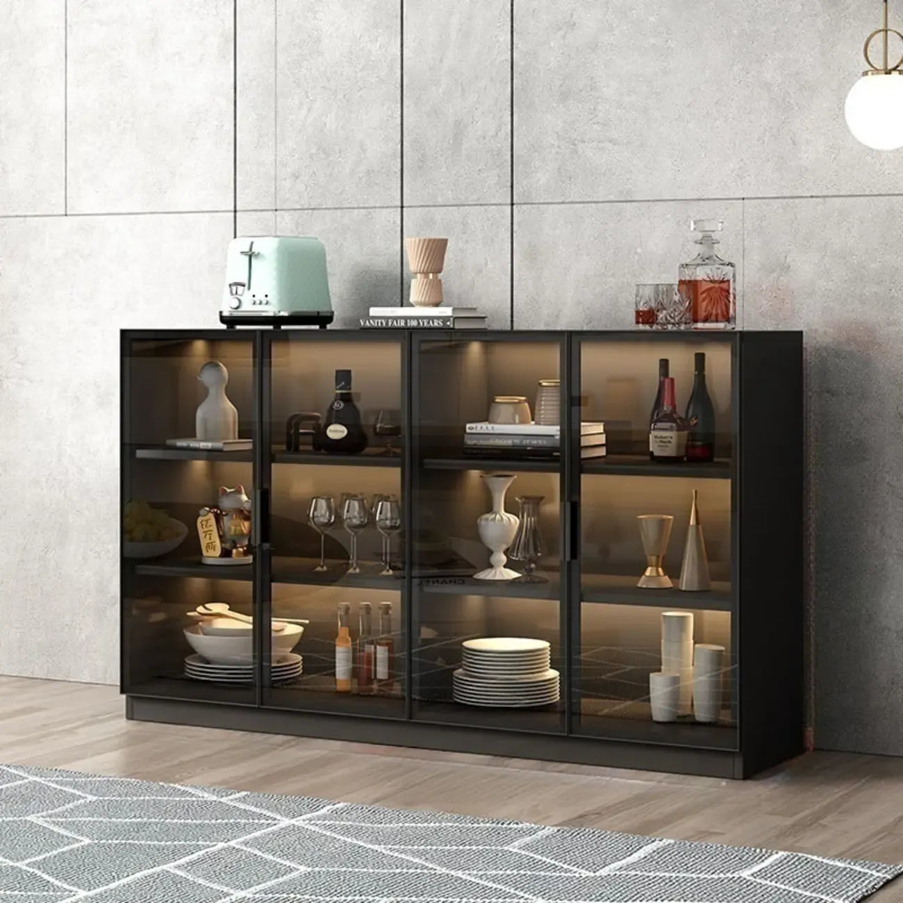 Buffet moderne en bois noir avec portes vitrées