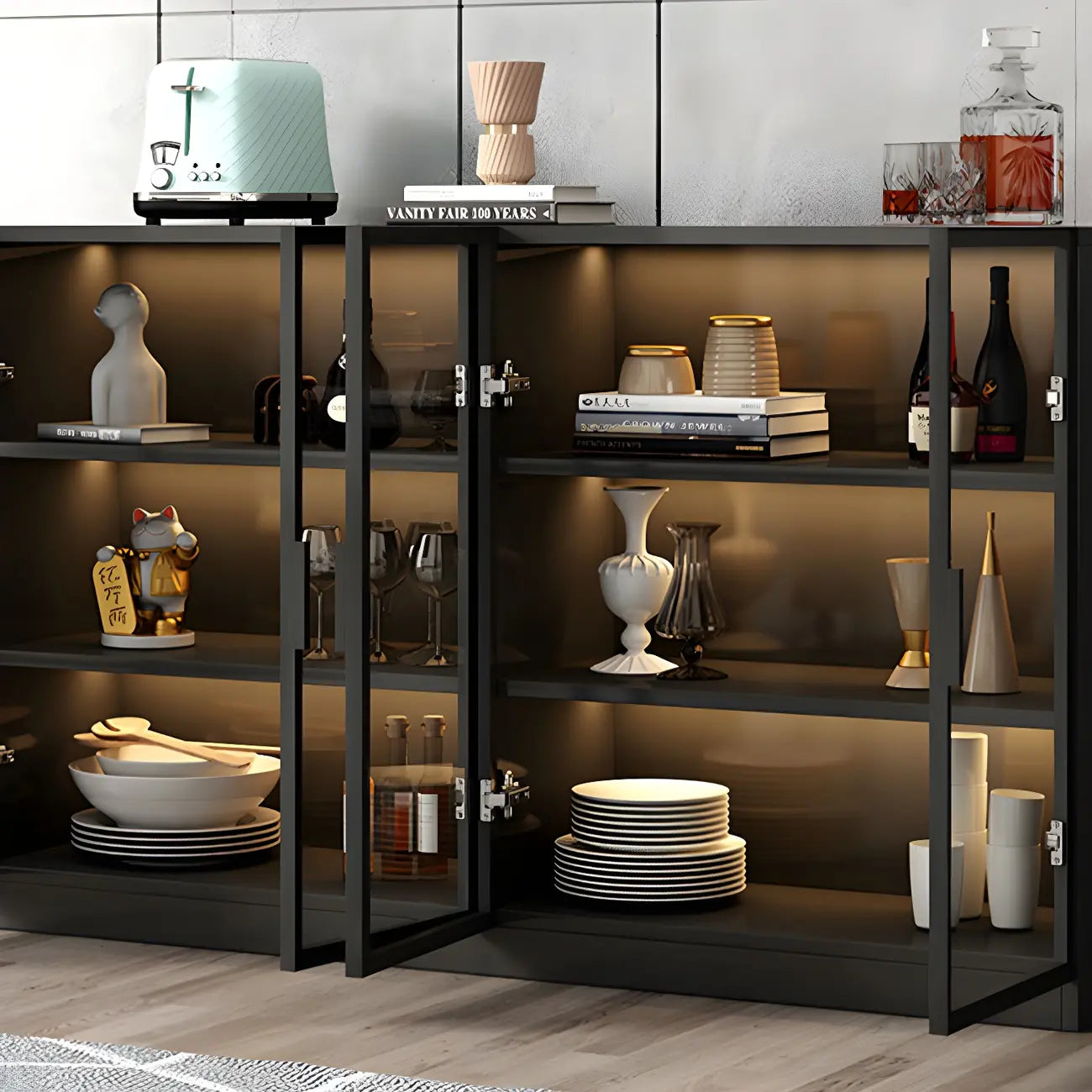 Buffet moderne en bois noir avec portes vitrées