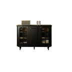 Buffet médiéval en bois noir avec étagères