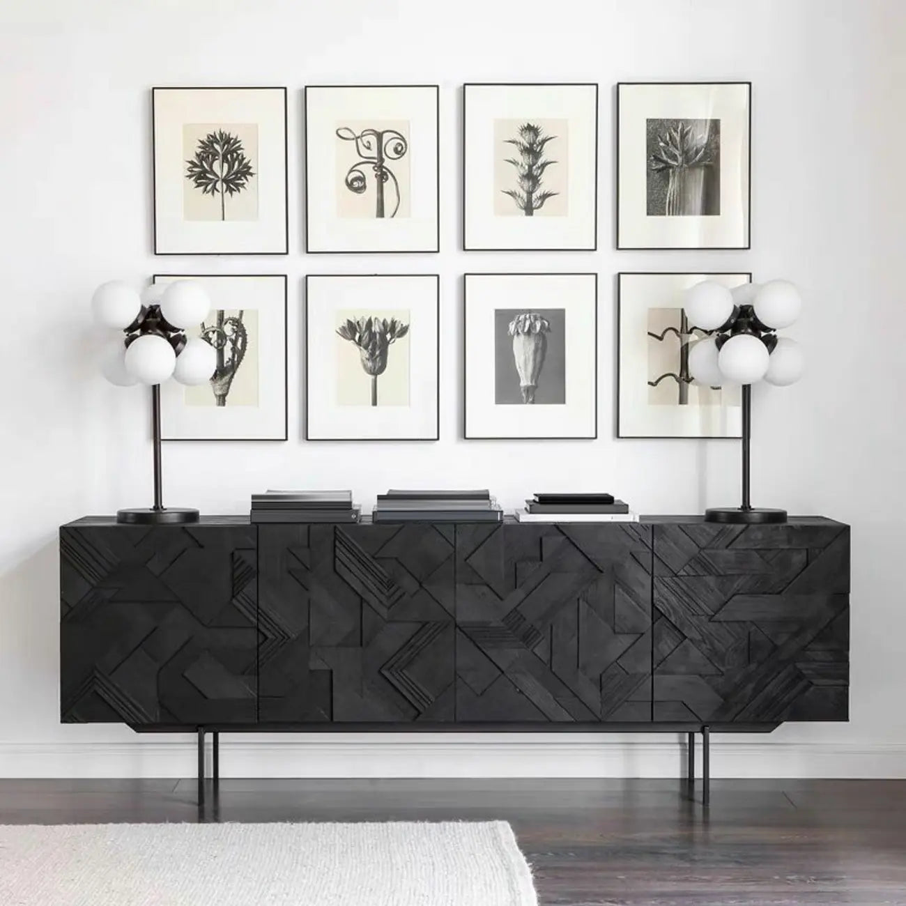 Buffet moderne en bois noir géométrique avec placards