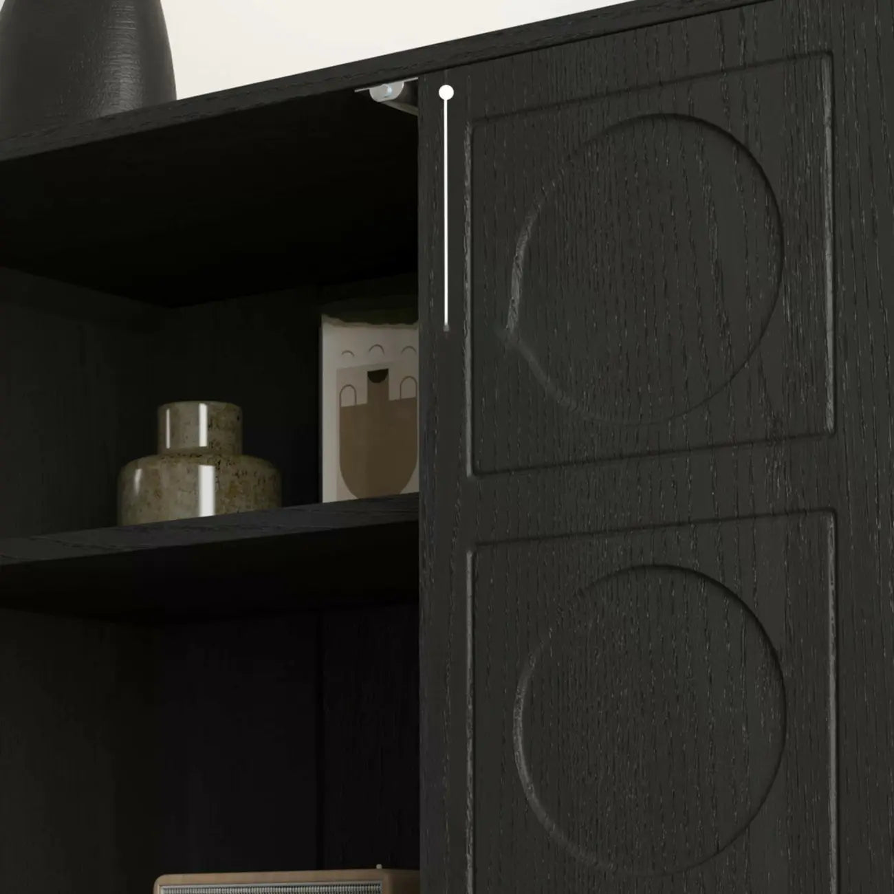 Buffet marron moderne avec étagères et placards réglables