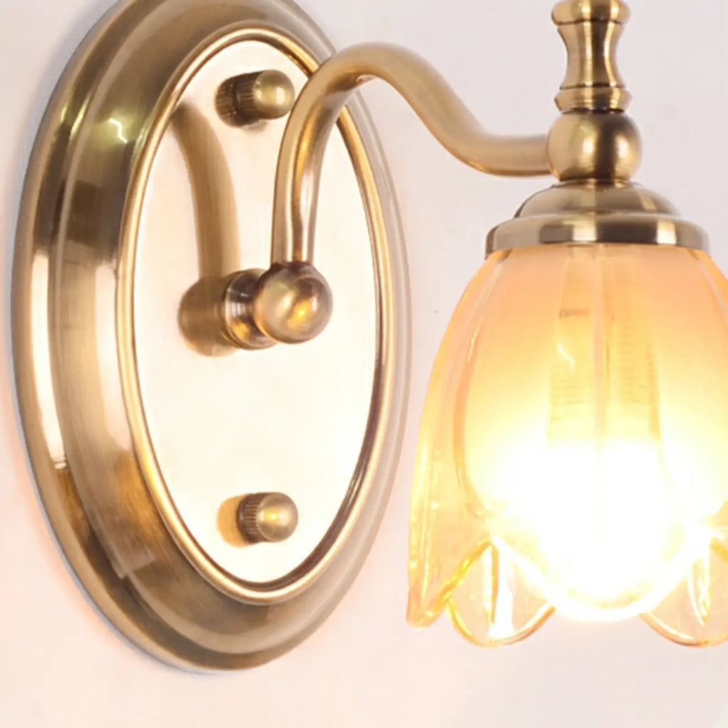 Lampada da bagno moderna in metallo con paralume in vetro floreale
