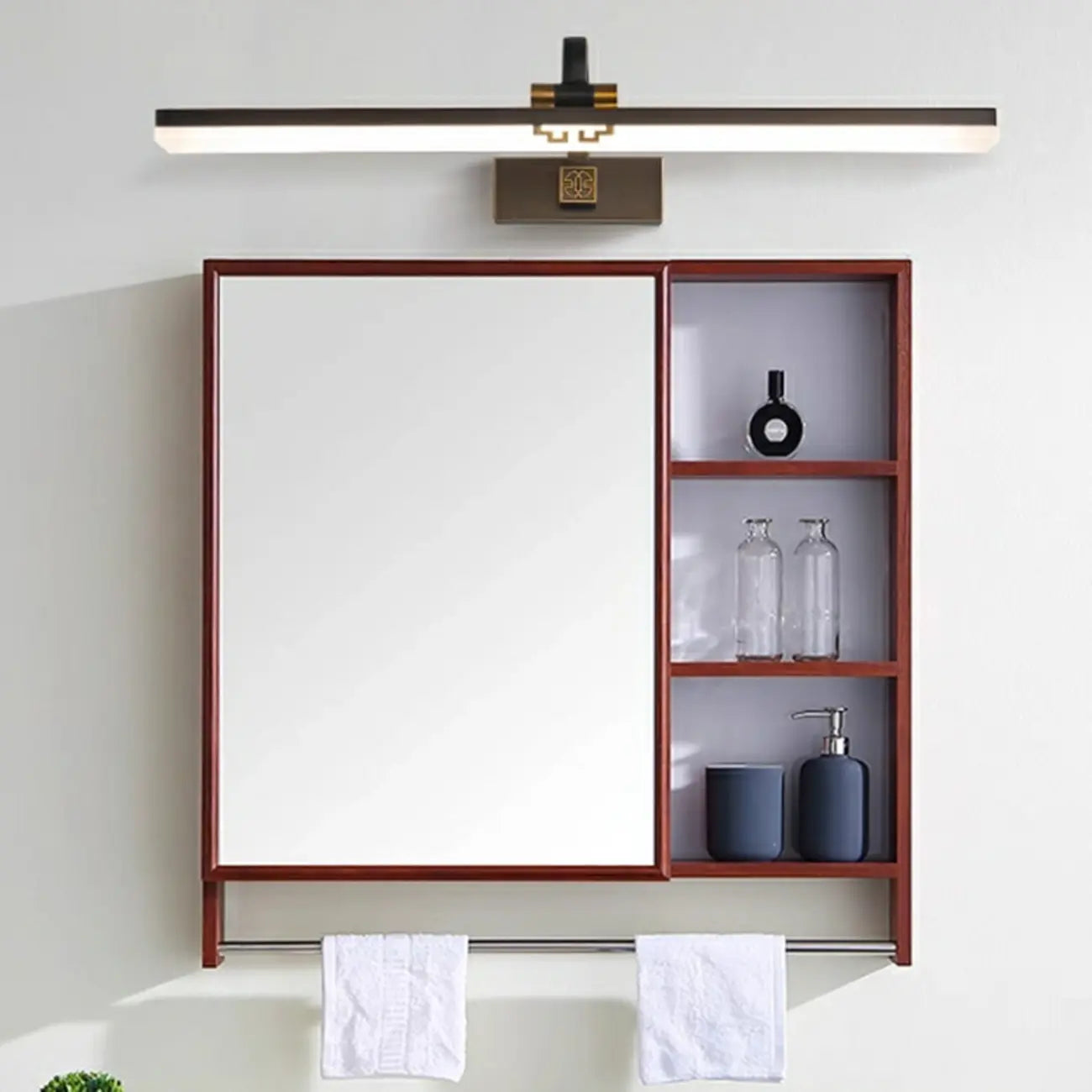 Applique murale minimaliste et réglable à LED dorée pour miroir de courtoisie