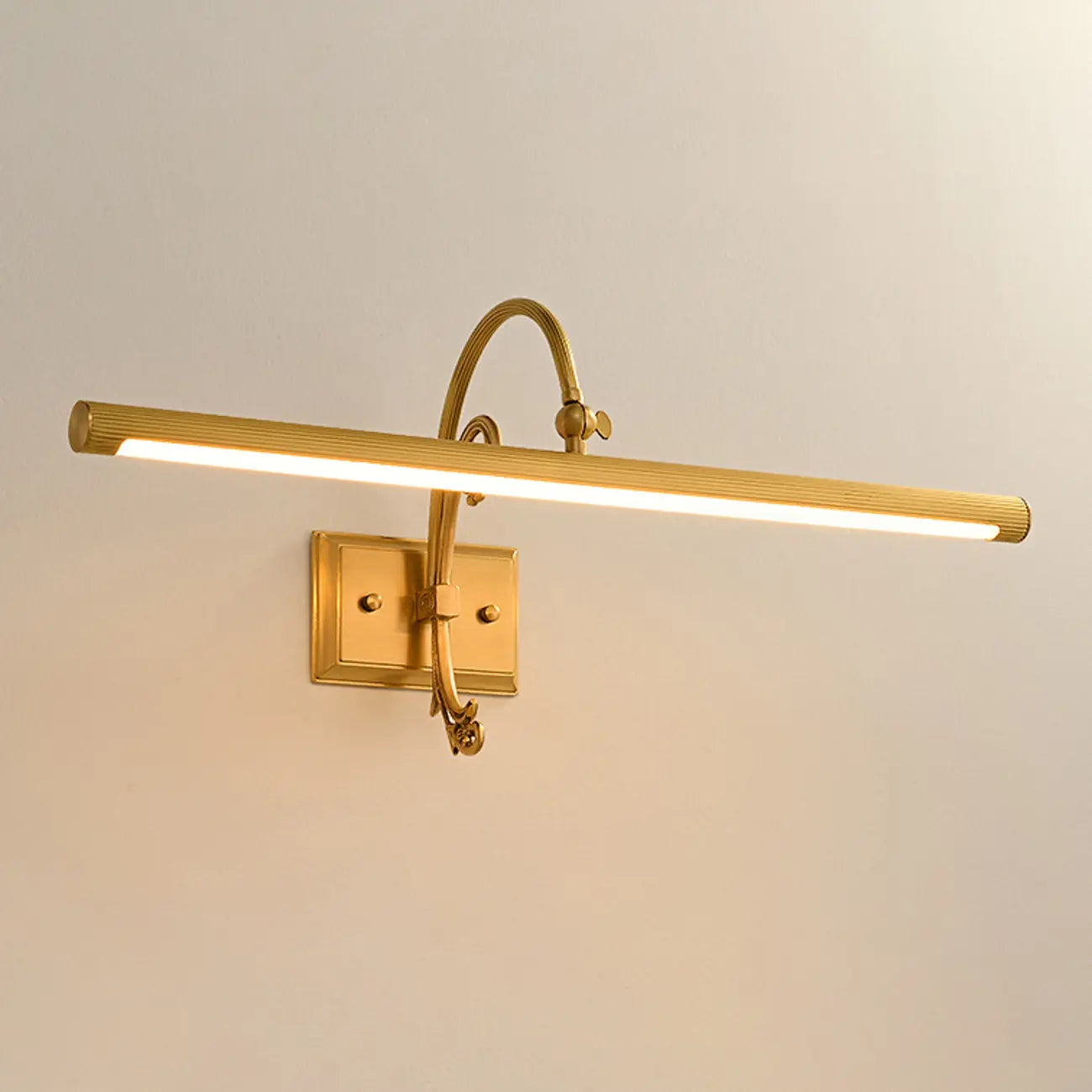 Applique lineare a LED in rame retrò ad arco