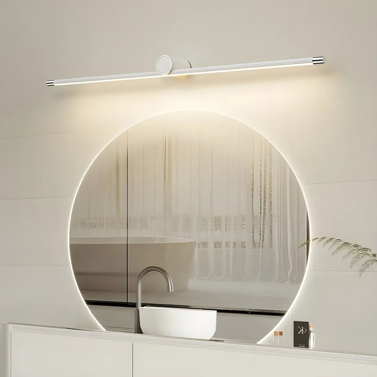 Applique murale LED blanche minimaliste à tube long pour salle de bain