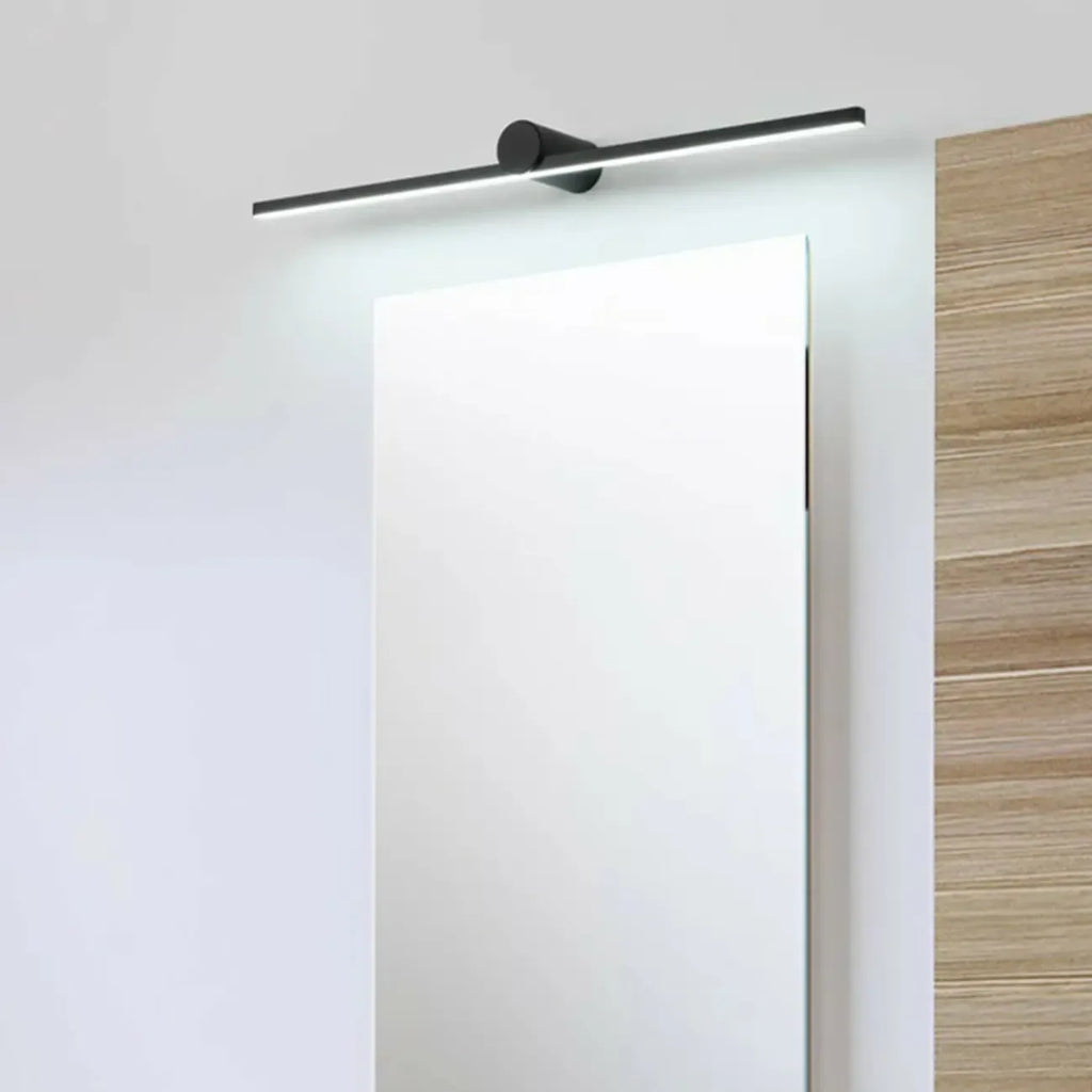 Applique murale LED linéaire noire à intensité variable pour salle de bain