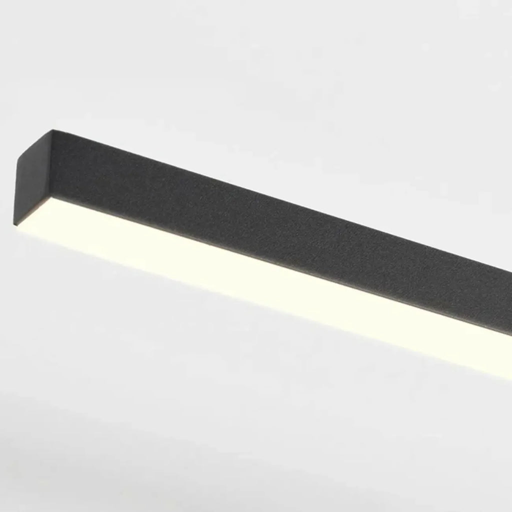 Applique murale LED linéaire noire à intensité variable pour salle de bain