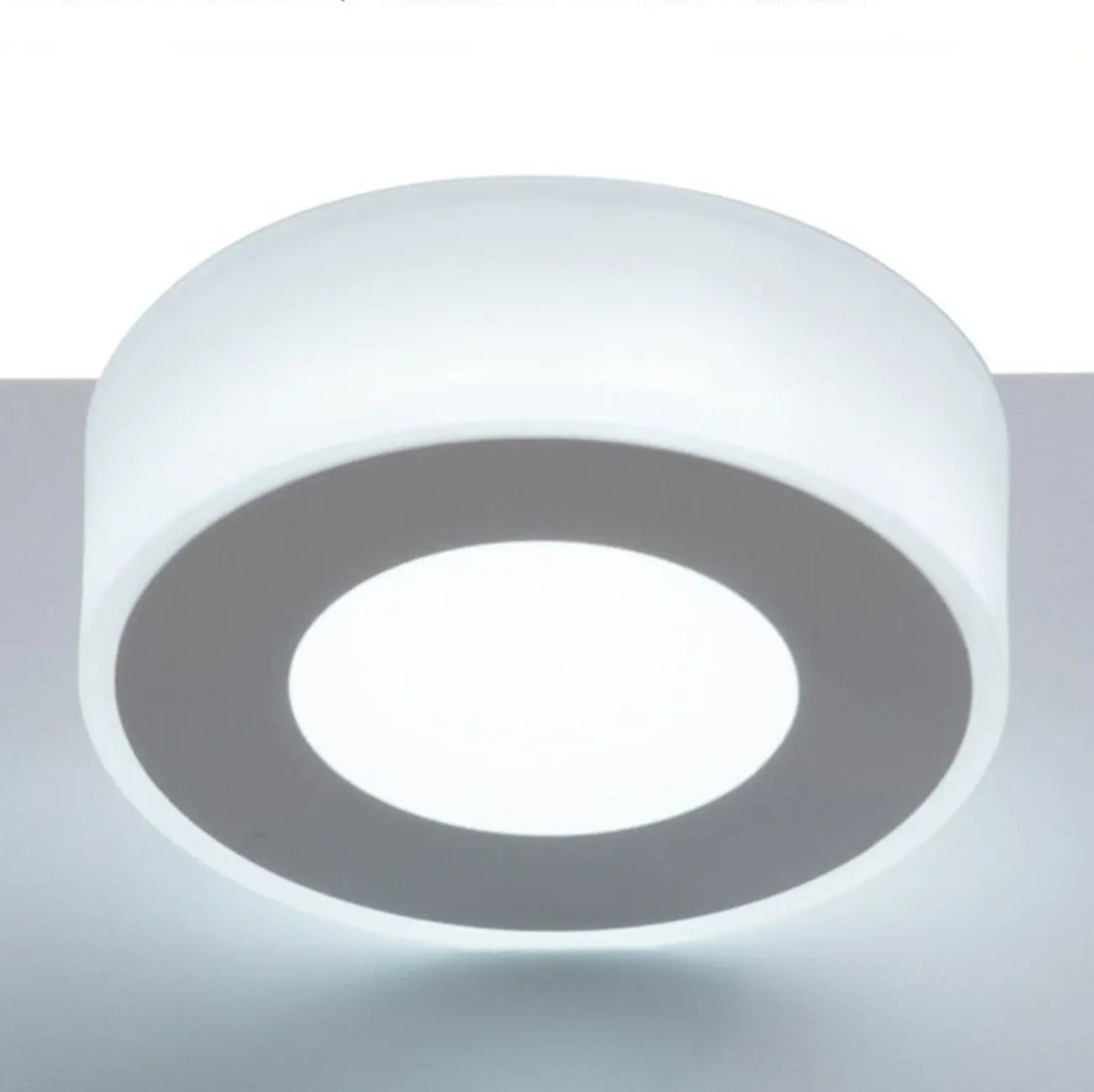 Applique murale LED circulaire moderne à 4 têtes pour miroir de salle de bain