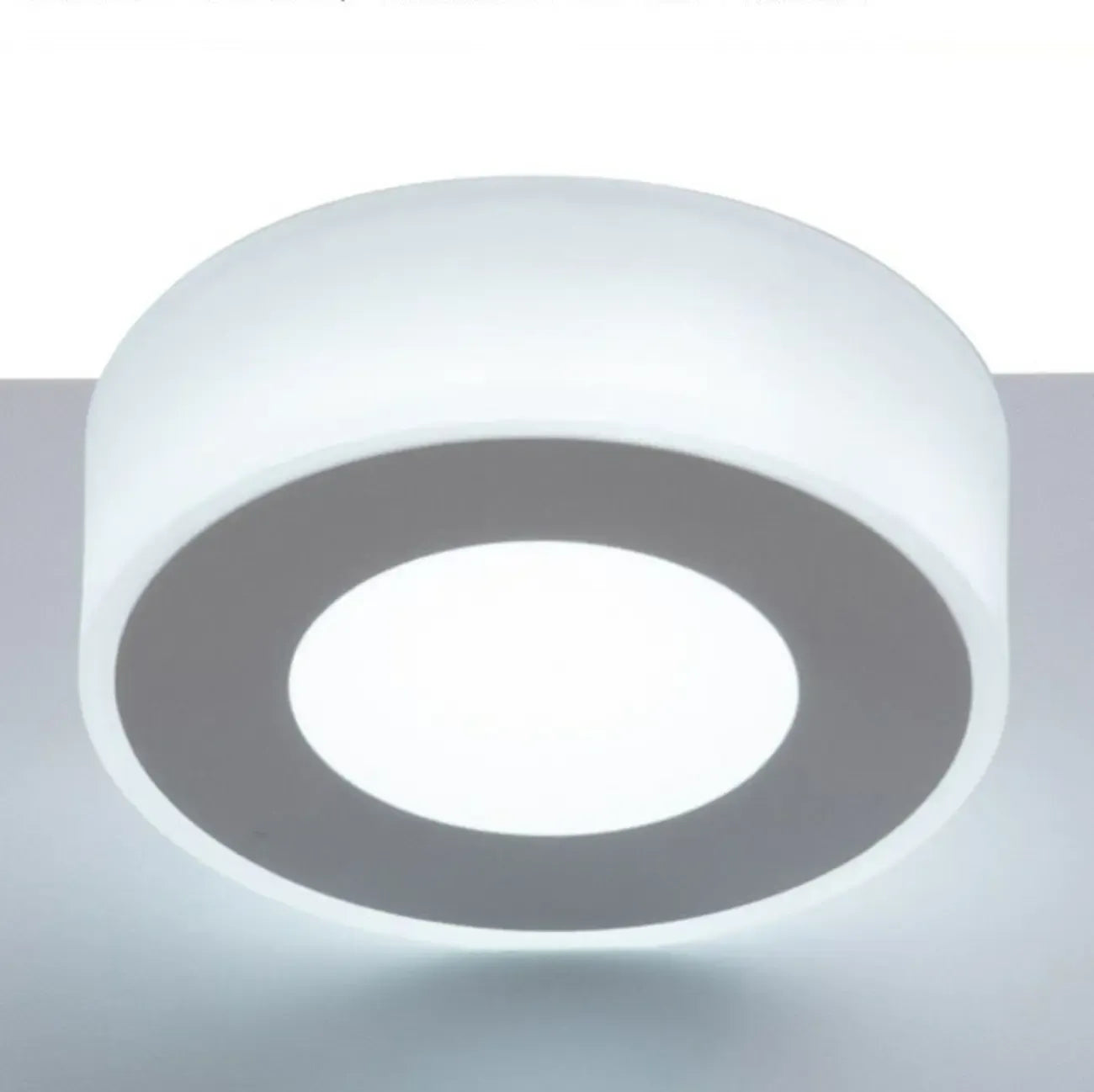 Applique murale LED circulaire moderne à 4 têtes pour miroir de salle de bain