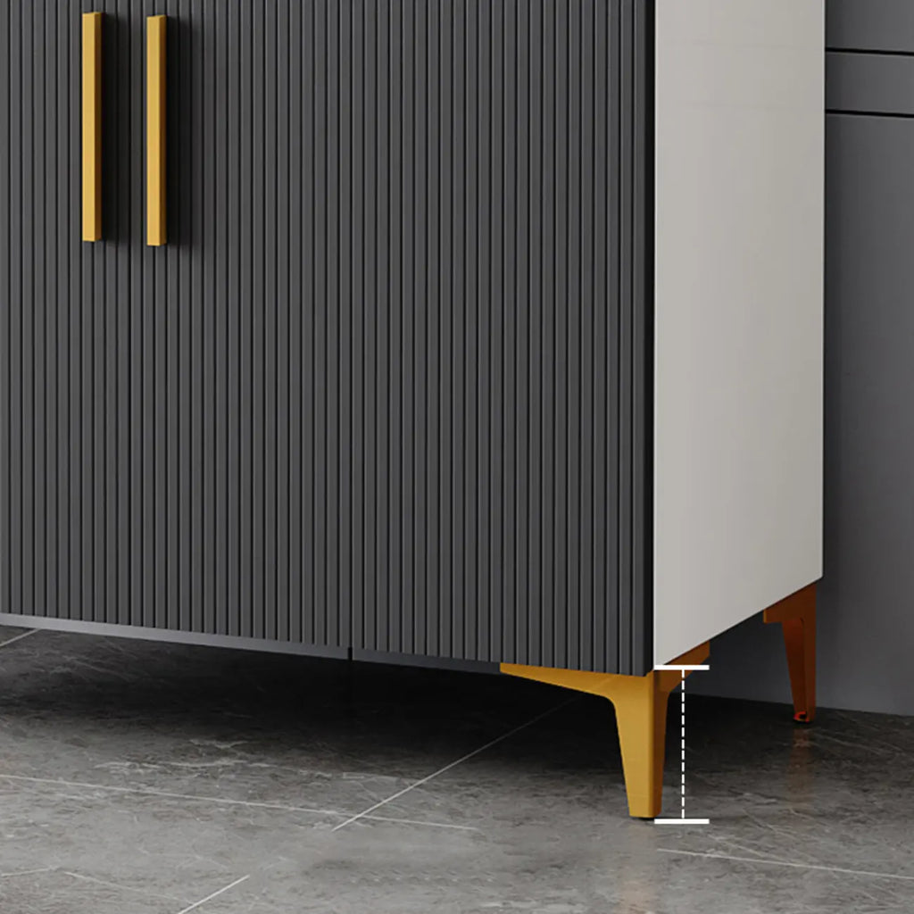 Buffet en bois gris glamour avec placards