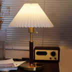 Lampe de table élégante en tissu plissé avec chaînette pour chambre à coucher