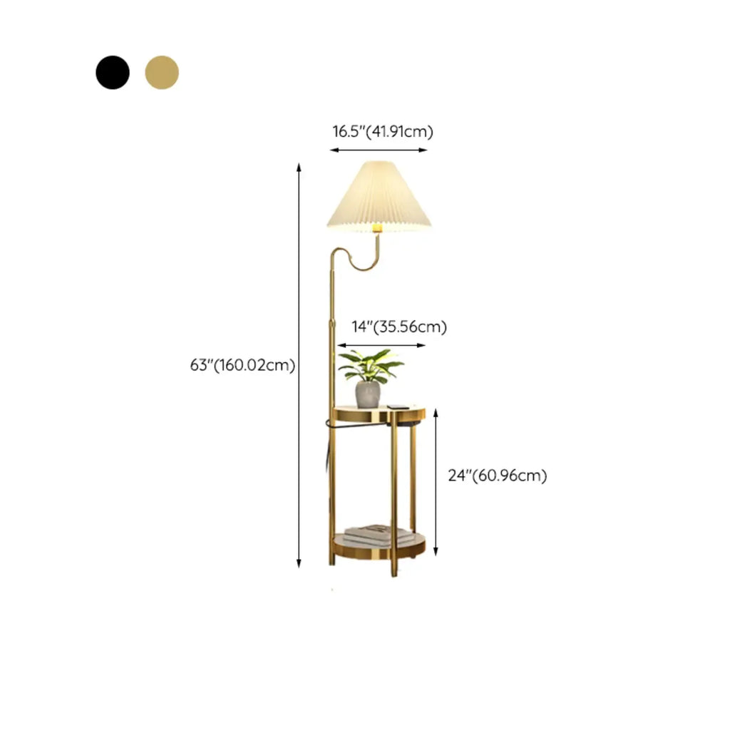 Lampadaire linéaire moderne doré avec étagère et abat-jour plissé