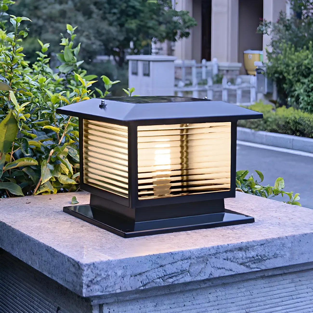 Lampes solaires LED d'extérieur modernes à rayures carrées noires