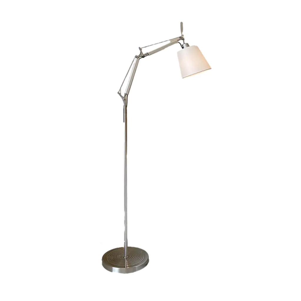 Lampada da terra orientabile in argento con paralume a tamburo in tessuto