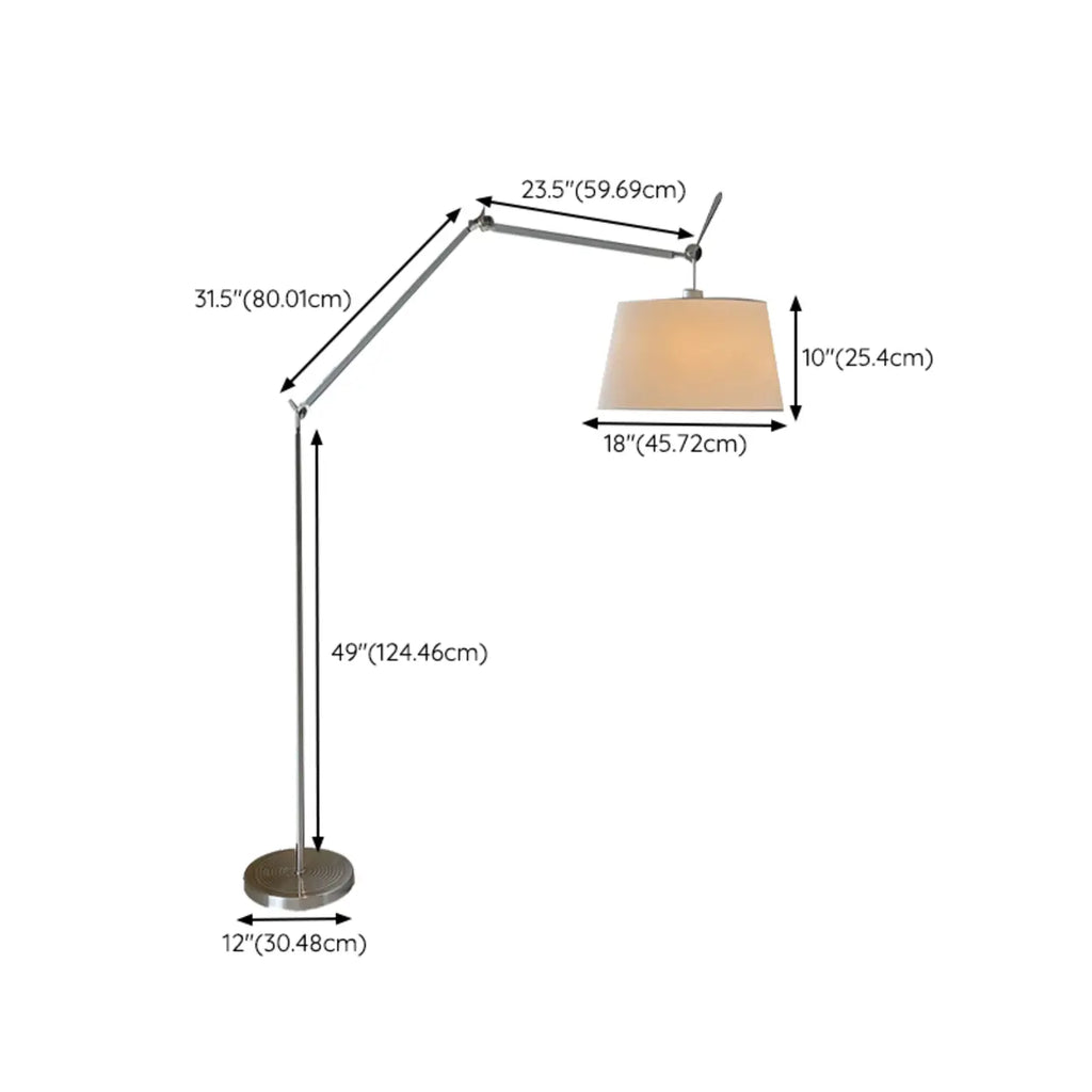 Lampada da terra orientabile in argento con paralume a tamburo in tessuto