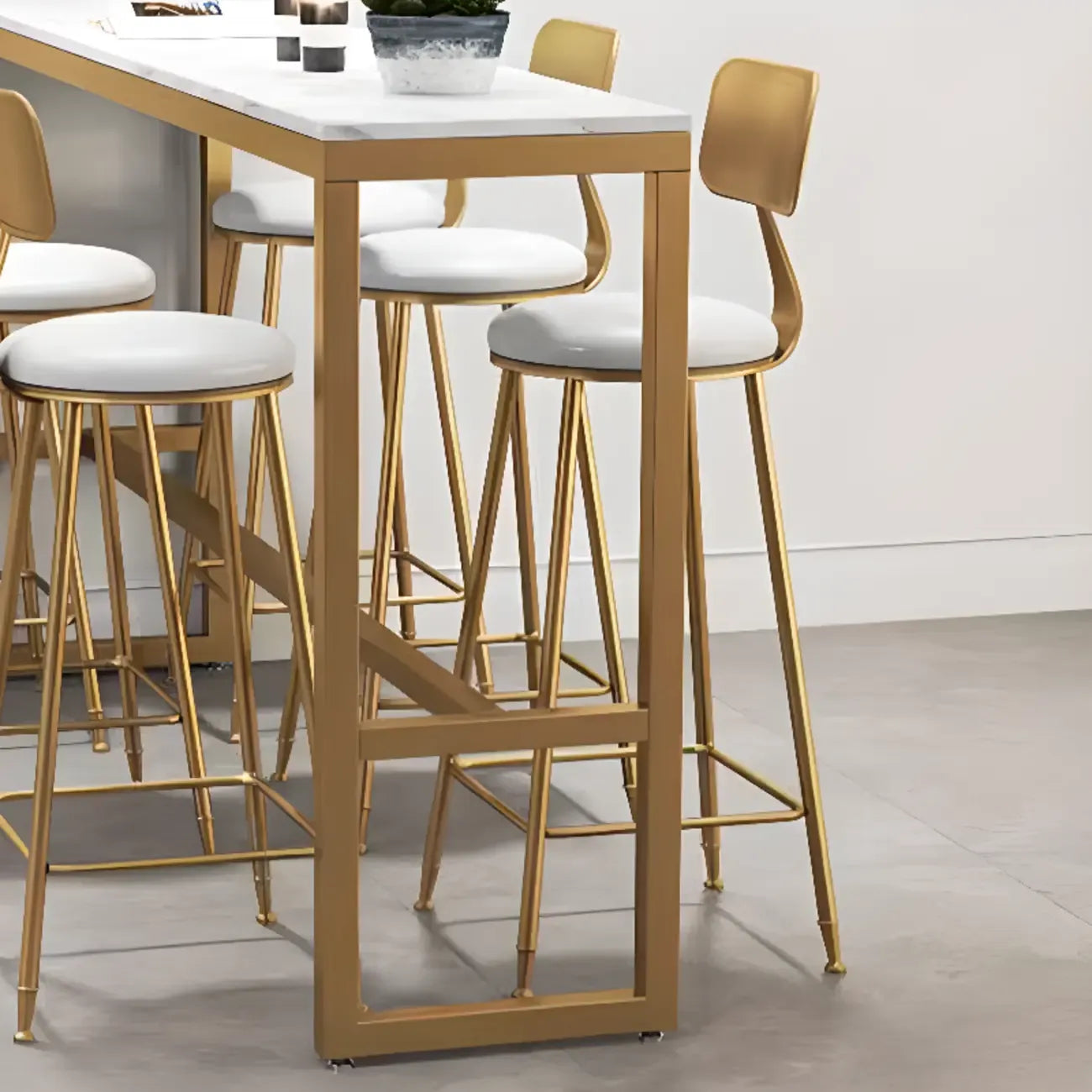Ensemble table de bar élégant en faux marbre avec chaises rembourrées