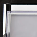 Lampe de table d'extérieur LED moderne au design minimaliste