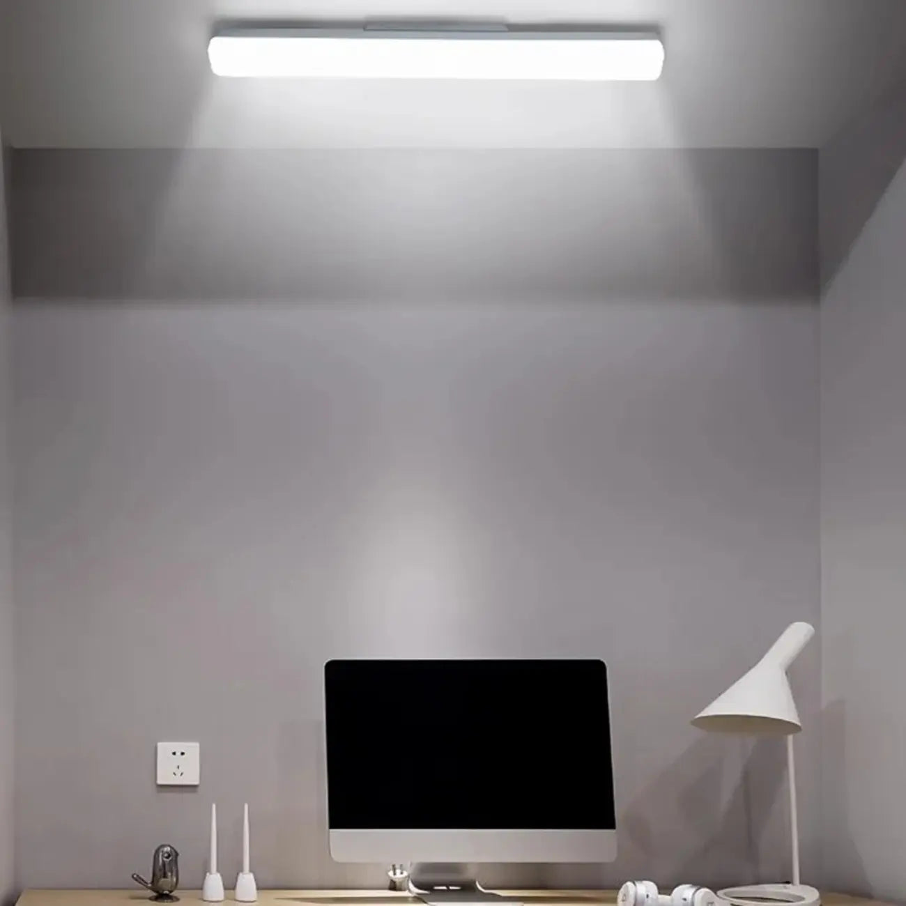 Applique murale LED rectangulaire minimaliste en plastique blanc pour salle de bain