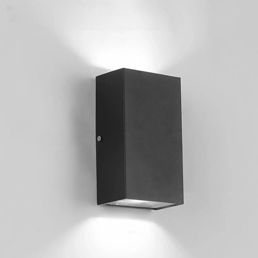 Applique murale LED moderne, luminaire minimaliste en métal pour couloir