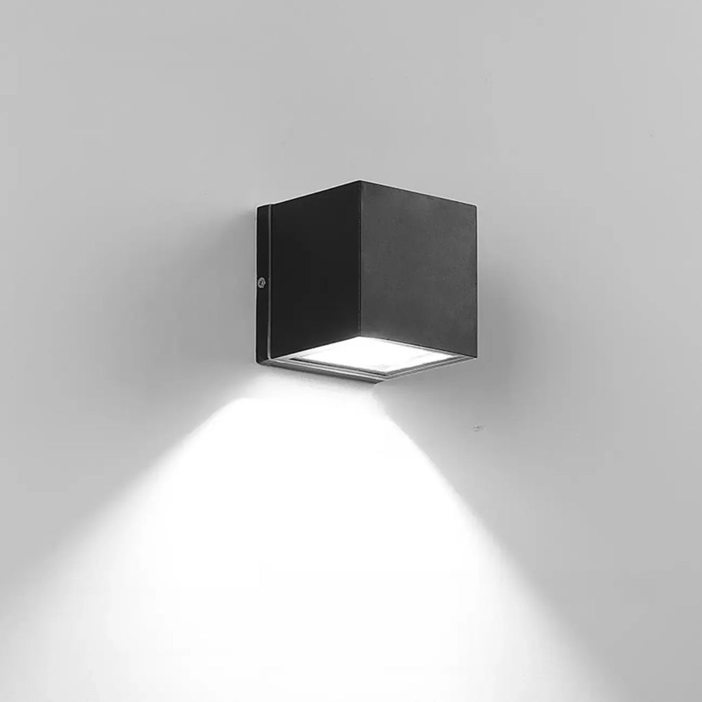 Applique murale LED moderne, luminaire minimaliste en métal pour couloir