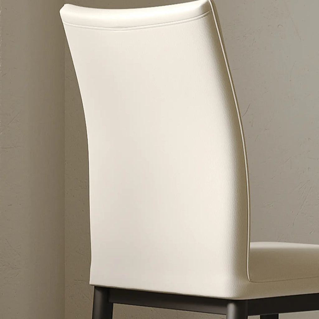 Chaise de salle à manger moderne à dossier solide, revêtue de similicuir