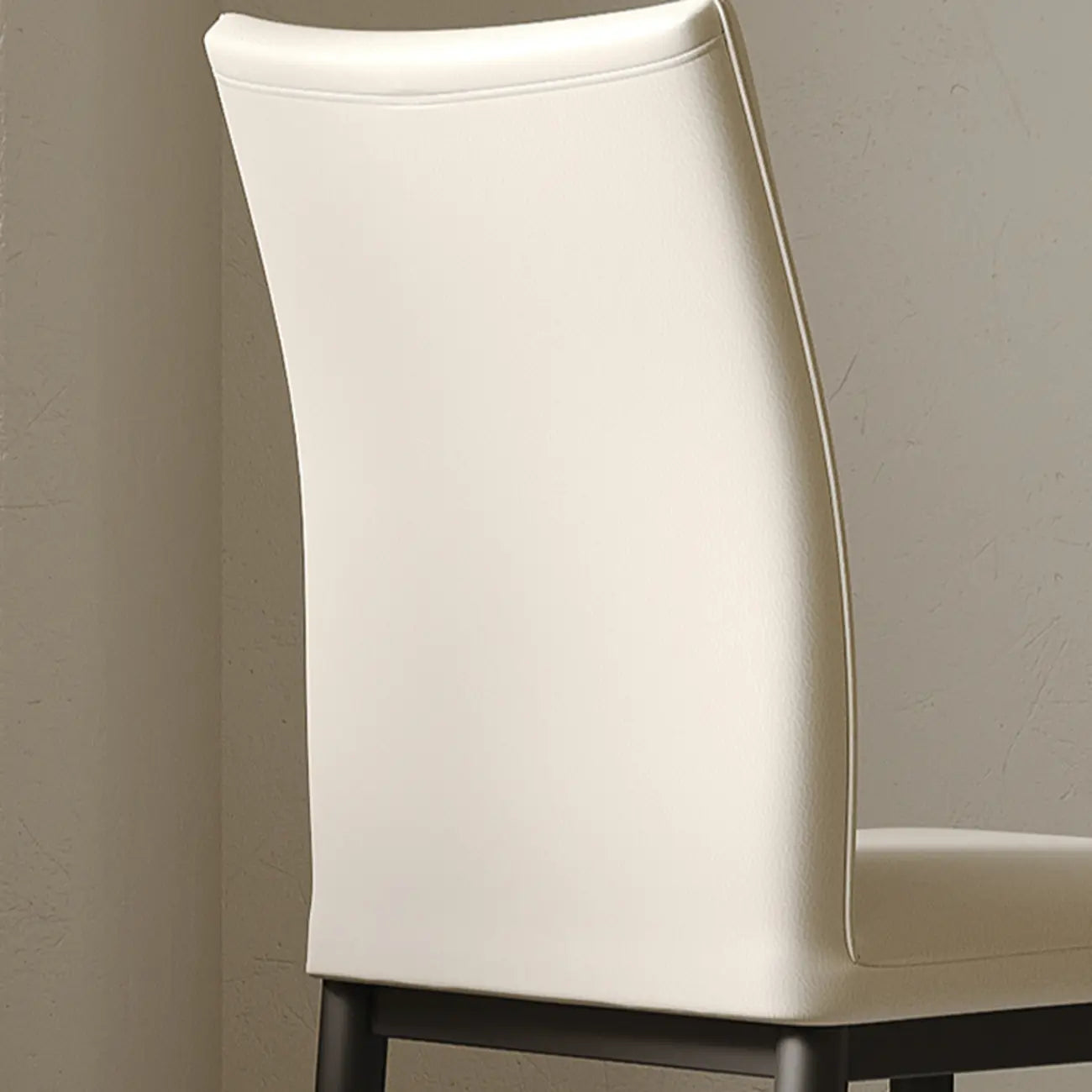 Chaise de salle à manger moderne à dossier solide, revêtue de similicuir