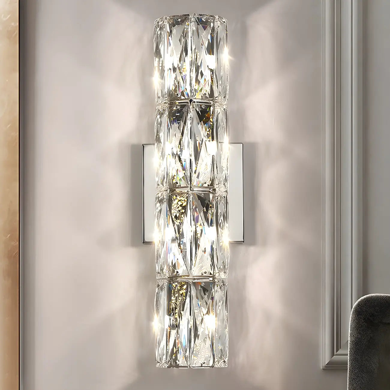 Applique murale cylindrique moderne à 4 lumières en cristal chromé