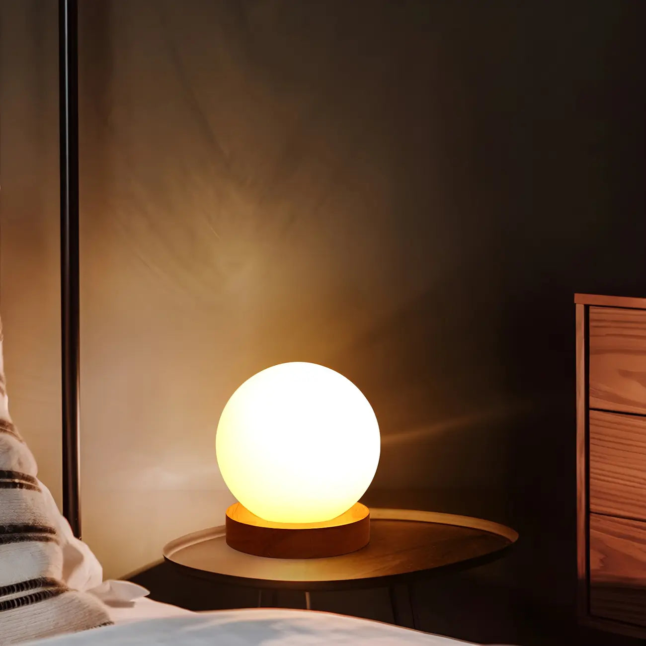 Lampe de chevet créative en bois en forme de maison
