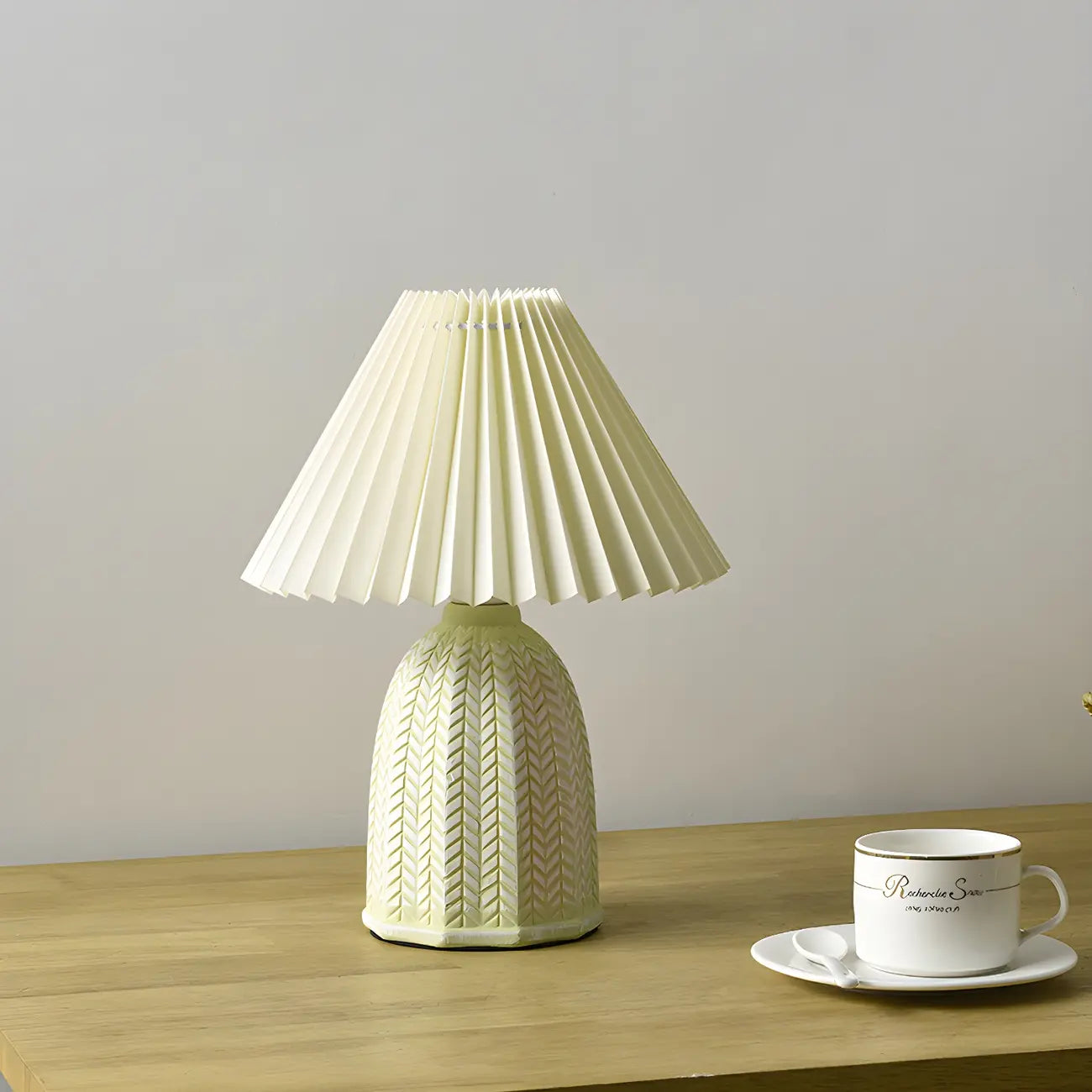 Lampe de table en céramique à abat-jour plissé style champêtre