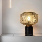 Lampe de table géométrique en verre caramel pour salon