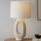 Lampada da tavolo con base in resina e paralume cilindrico Art Déco per camera da letto
