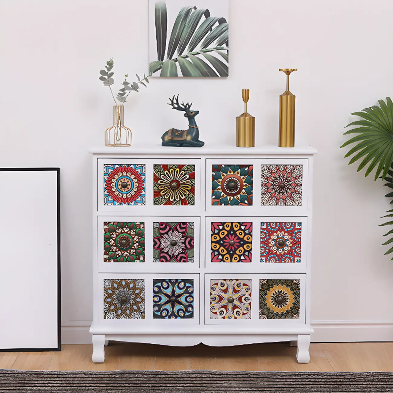 Meuble moderne du milieu du siècle avec motifs décoratifs pour la maison