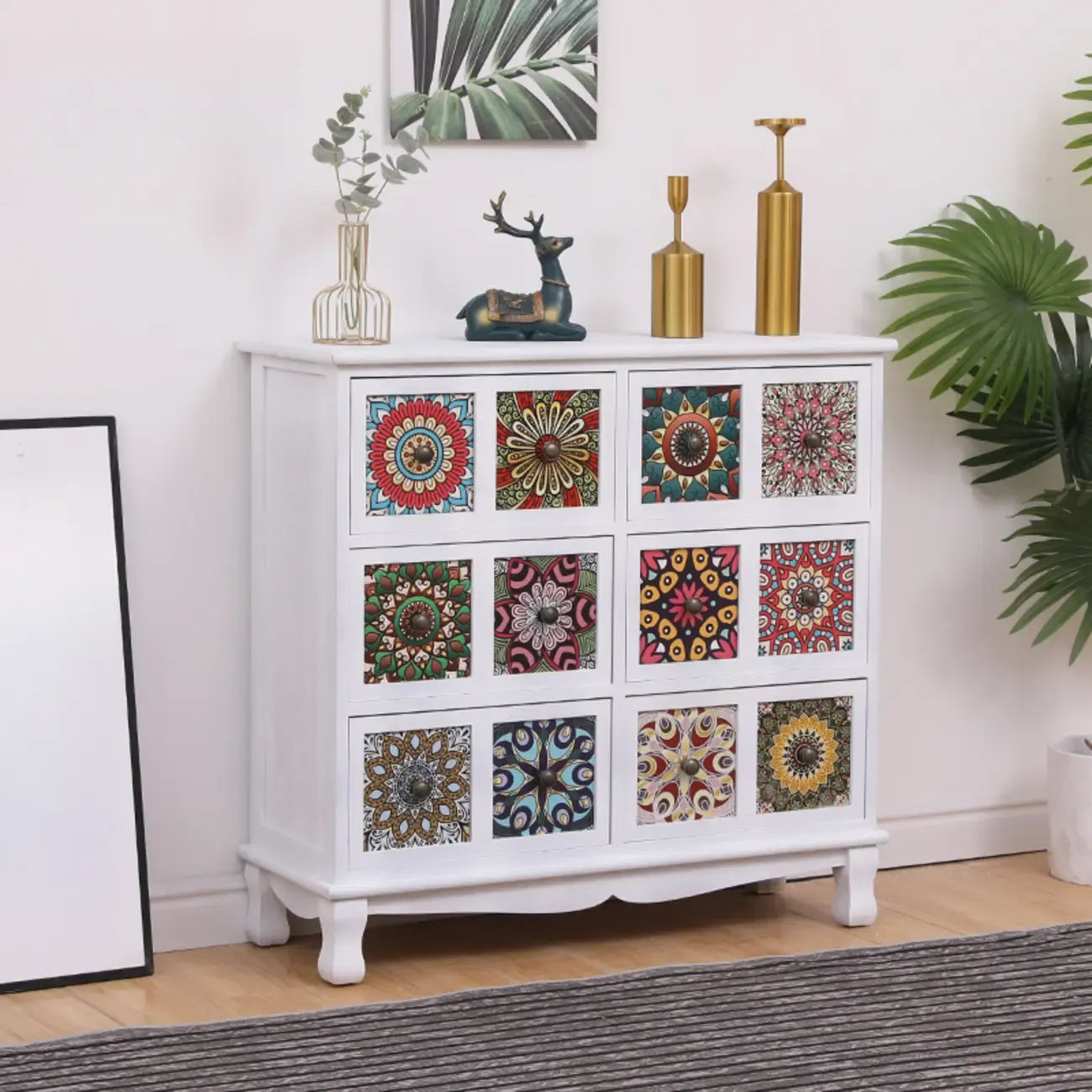 Meuble moderne du milieu du siècle avec motifs décoratifs pour la maison
