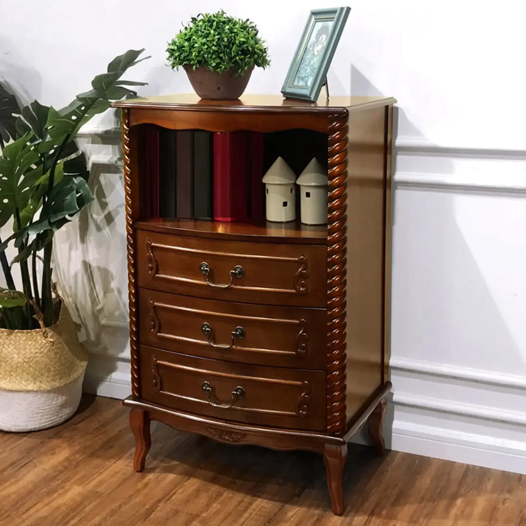 Meuble d'appoint en bois massif de style Mid-Century pour le rangement de la chambre