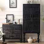 Meuble rectangulaire en bois noir vieilli sculpté de style Mid-Century