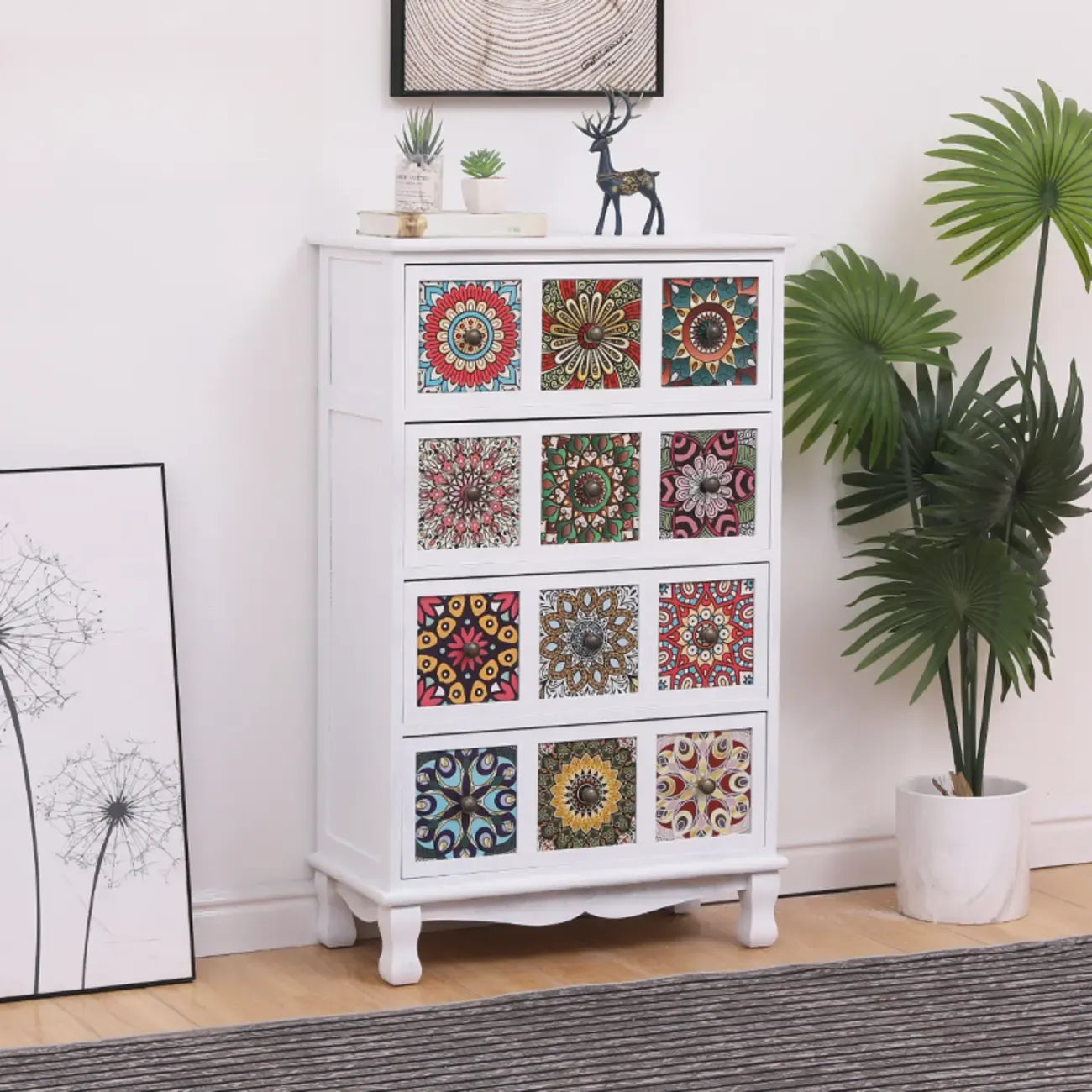 Meuble moderne du milieu du siècle avec motifs décoratifs pour la maison