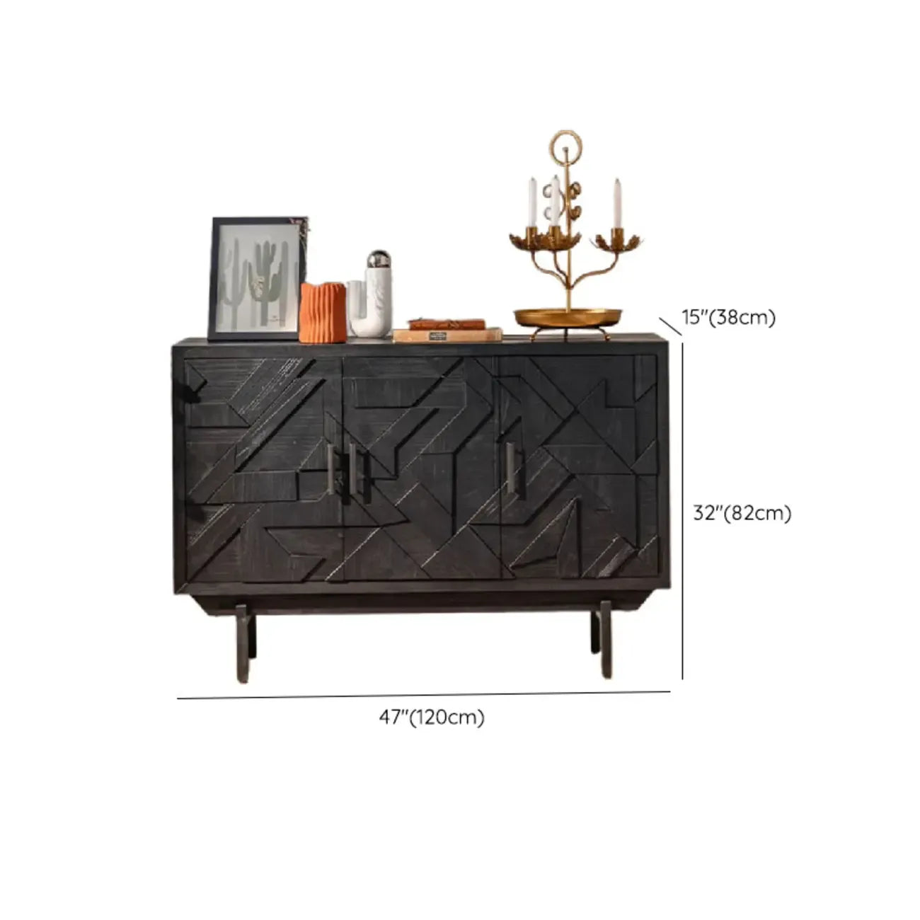 Meuble rectangulaire en bois noir vieilli sculpté de style Mid-Century