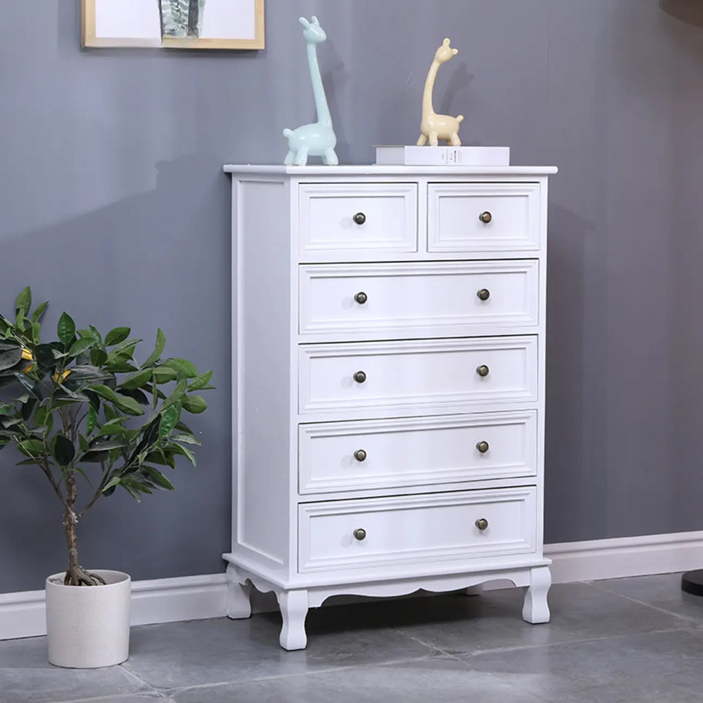 Meuble d'appoint rustique en bois blanc avec plusieurs tiroirs