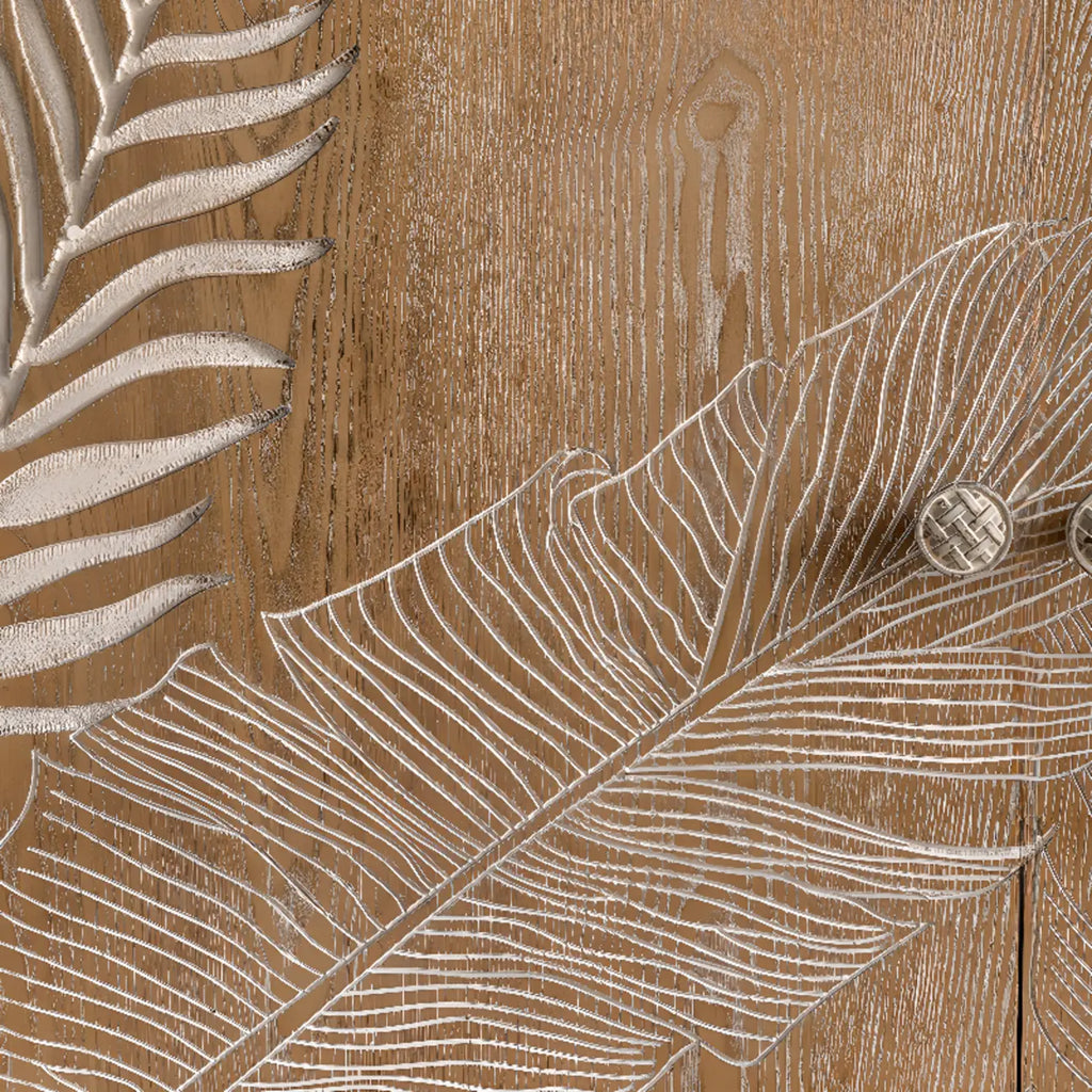 Meuble de salon en bois de style campagnard français avec motifs de feuilles